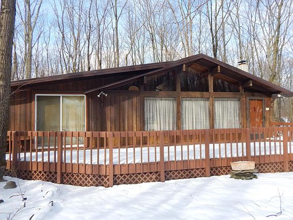 2nd image of 255 Castle Dr