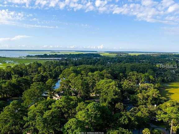 3rd image of 33 Peninsula Dr