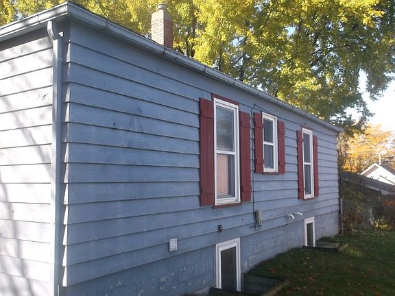 5th image of 304 6th Ave SE