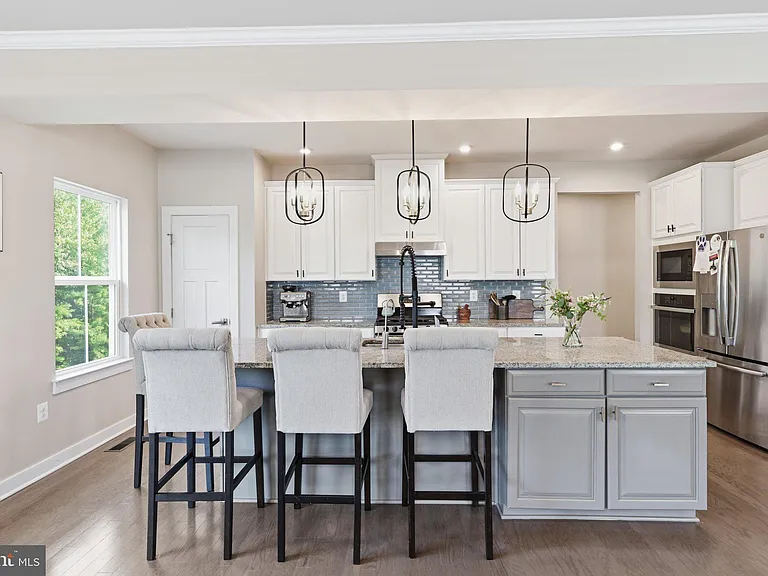 9202 Wood Creek Cir — Photo 15