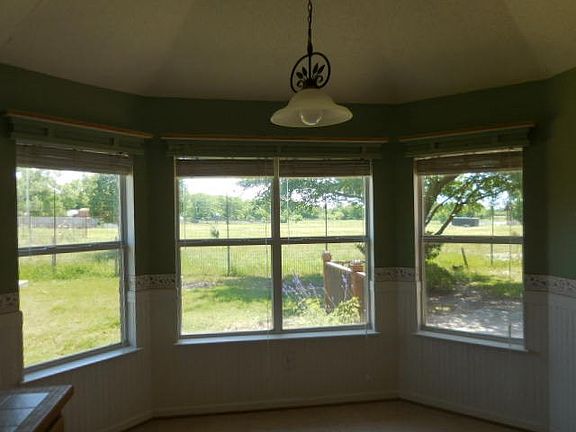 4th image of 6400 Rosebud Dr