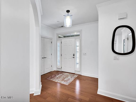 5th image of 3581 Bendemere Drive