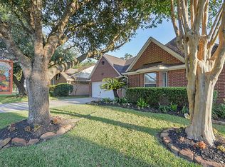 7534 Pine Hollow Dr, Humble, TX 77396