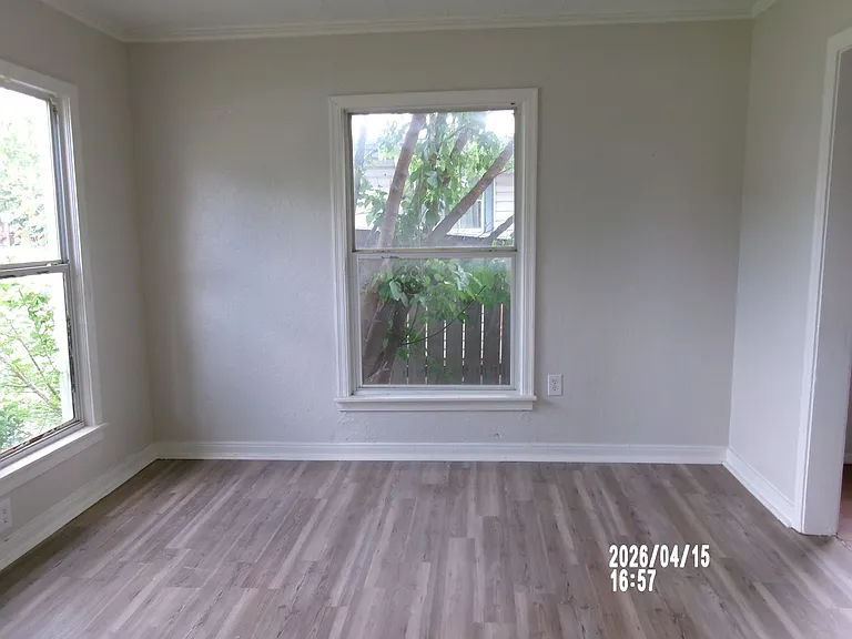1804 NW Columbia Ave — Photo 11