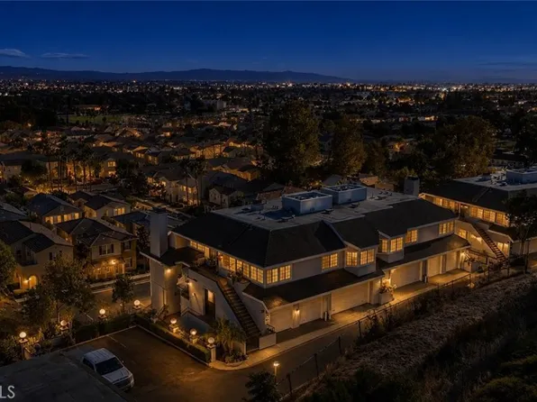 1033 Lakeview Ter, Azusa, CA 91702