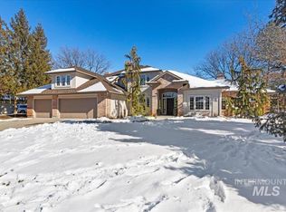 5220 N Lakemont Ln, Garden City, ID 83714