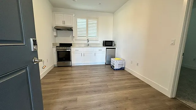 1449 N Drago Way — Photo 3