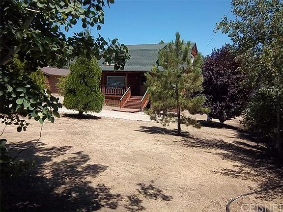 Beautiful Treed Front Yard