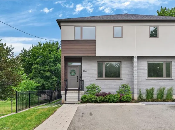 206 Canada St, Hamilton, ON L8P 1P6