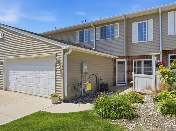 1122 Heather Ln, Waconia, MN 55387