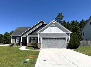 301 Samuel Run Dr, Jacksonville, NC 28546