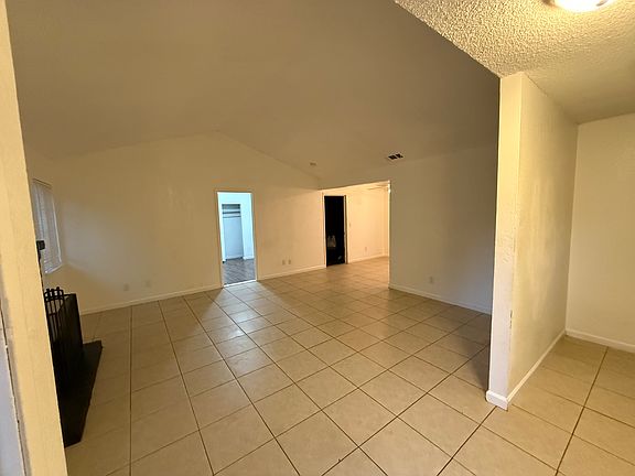 2nd image of 3218 Blue Ridge Cir #3218