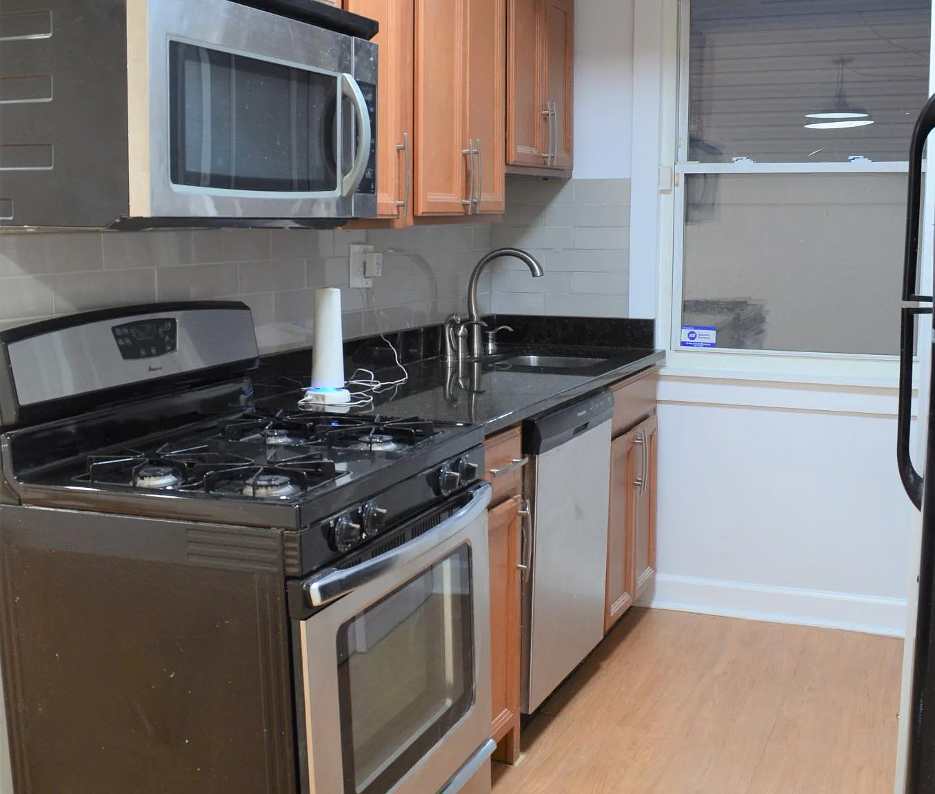 47th Place NE, Washington — Photo 2