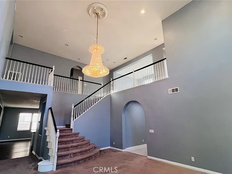 7638 Stonegate Dr — Photo 3