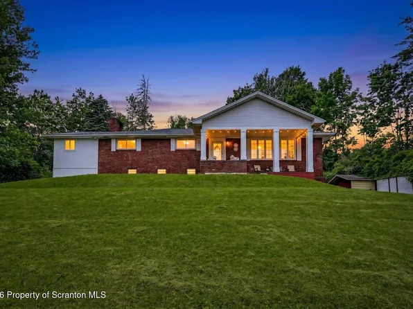 121 Baylors Rd, Nicholson, PA 18446