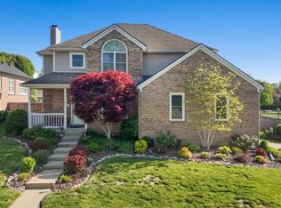 4616 Forest Lake Cir, Lexington, KY 40515
