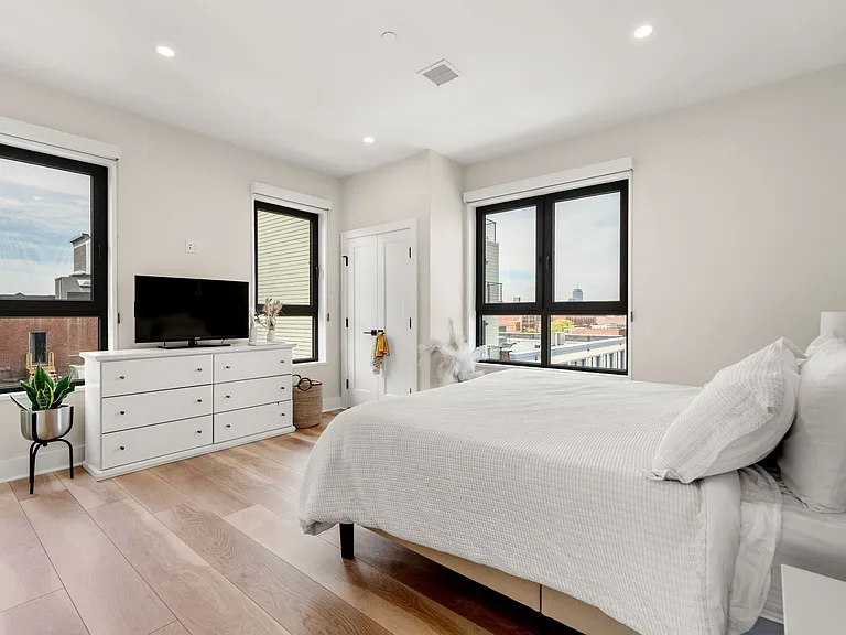 388 Athens St #1 — Photo 9
