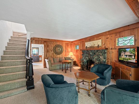 4th image of N2345 Greenview DRIVE