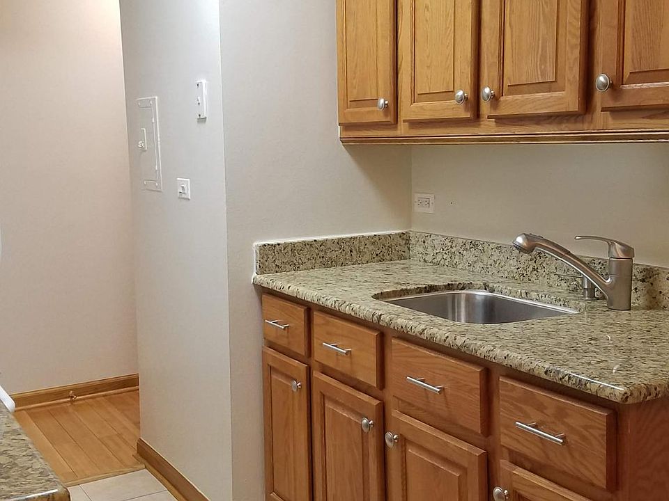 1st image of 1062 W Hollywood Ave #410