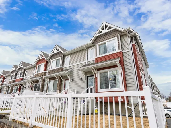 14621 121st St NW #28, Edmonton, AB T5X 0H2