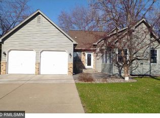 5051 Edgewood Dr, Mounds View, MN 55112