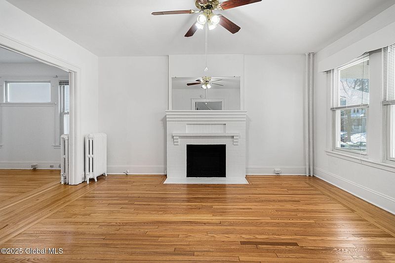 5th image of 789 Myrtle Avenue