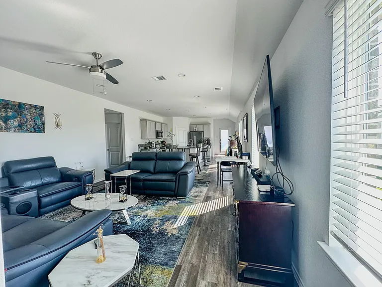 5108 Marcasca Dr — Photo 7