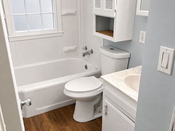 2nd image of 1204 Inman St