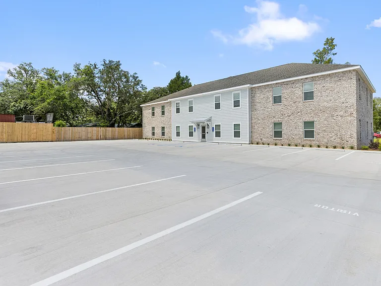 305 Okaloosa Ave #3 — Photo 41