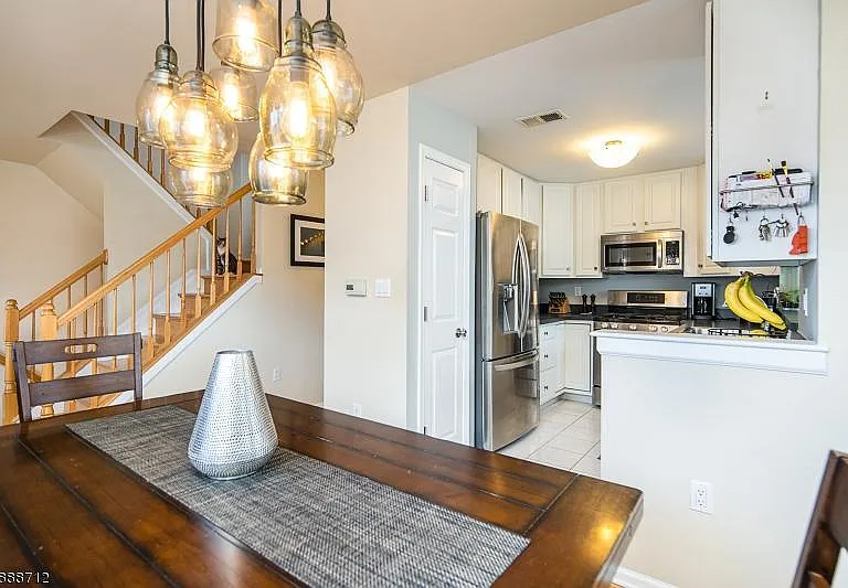 137 Riverwalk Way — Photo 3