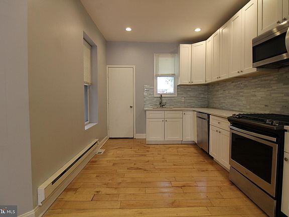 4th image of 4551 N Bouvier St