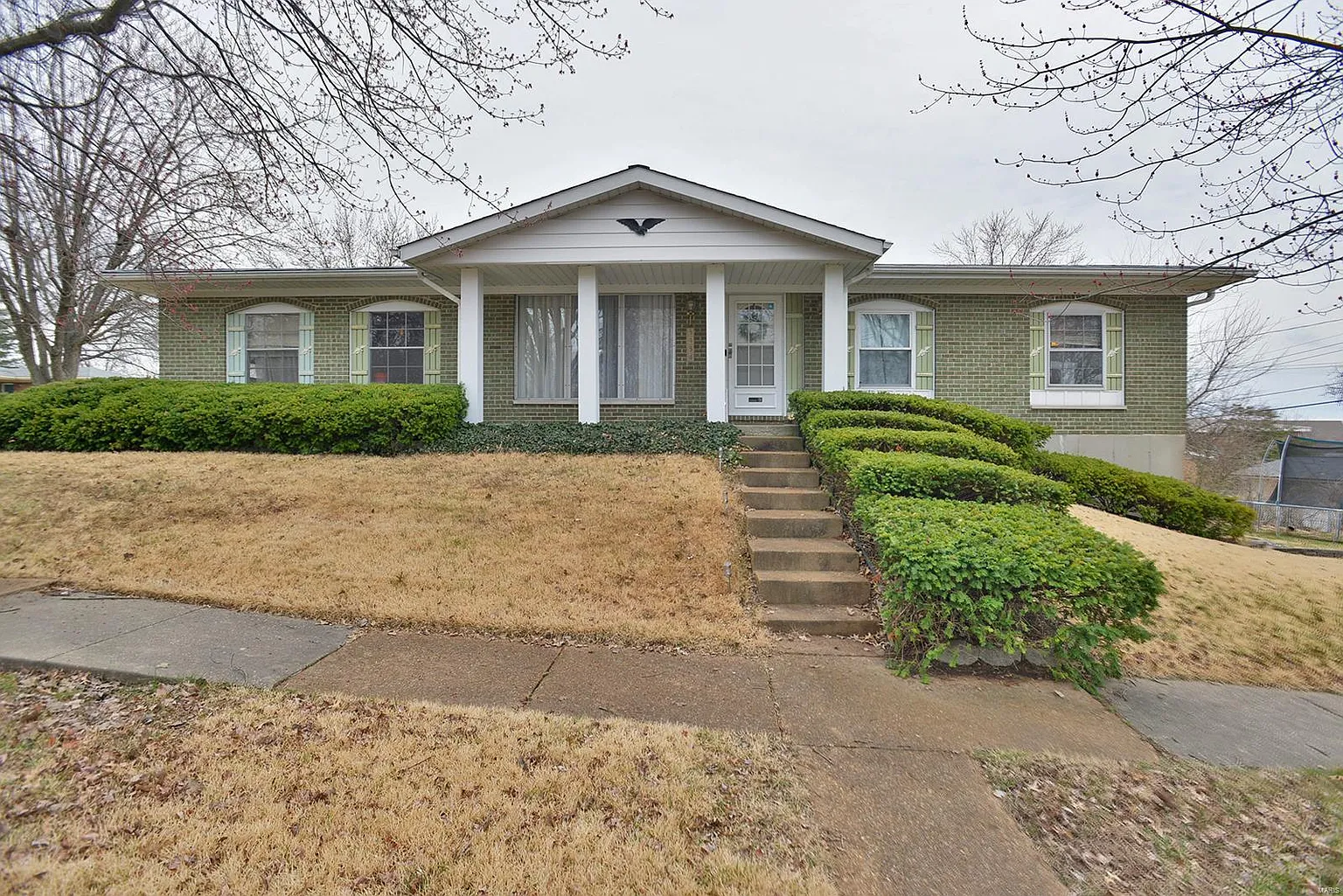 3434 Laura Ln photo 1