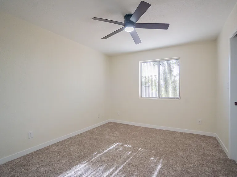 3142 N 78th Dr — Photo 17