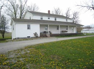 15472 N Pleasant Hill Rd, Akron, IN 46910