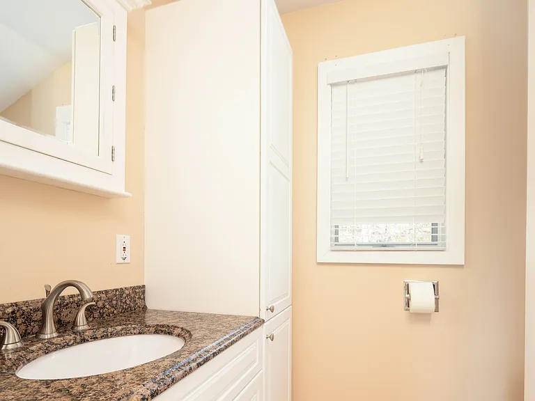 15 Dogwood St — Photo 15