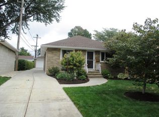 5223 E 102nd St, Garfield Heights, OH