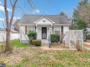 204 Pratt St, Fredericksburg, VA 22405