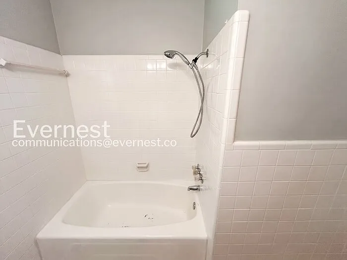 711 Elliott Dr — Photo 13