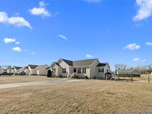 3rd image of 156 Vermilion Dr