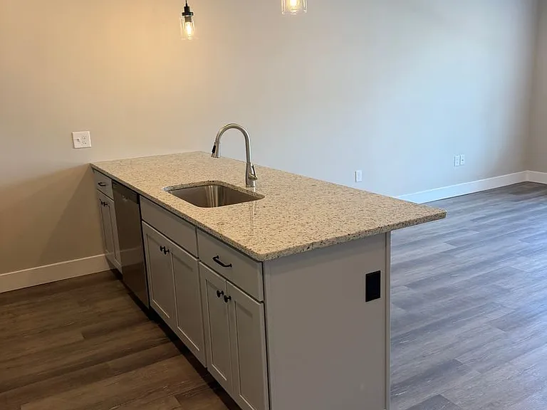 Salem Run Apartments Phase 2 — Photo 168