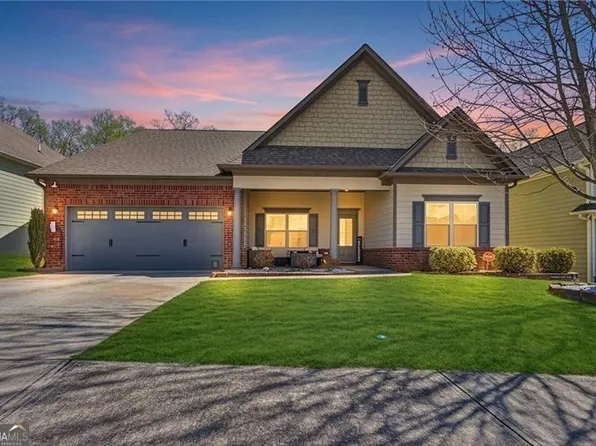 4557 Sweetwater Dr, Gainesville, GA 30504