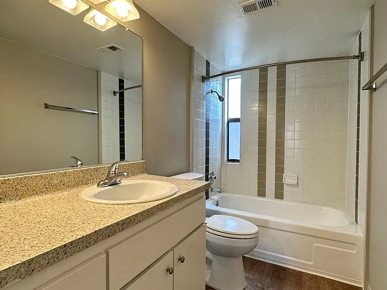 Ardendale Apartments — Photo 37