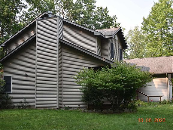 3rd image of 1686 Rau Rd