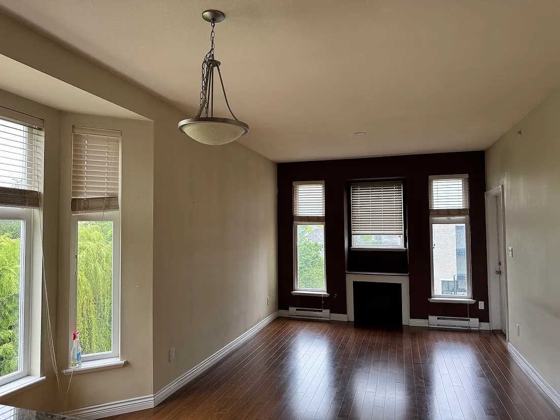 2 bed, 950 sqft, $2,200 — Photo 4