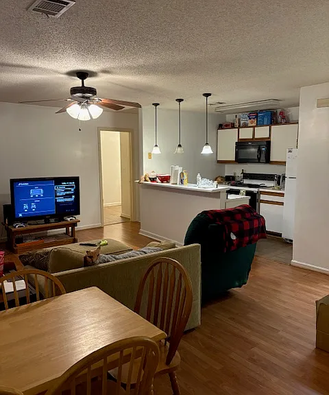 155 Anderson Hwy — Photo 1