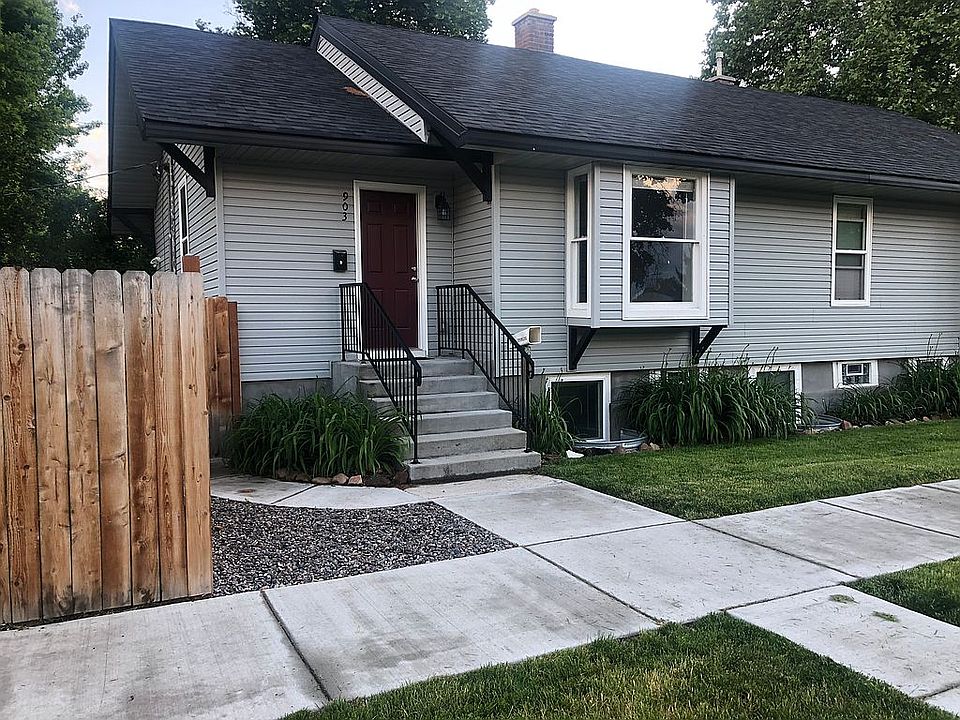 1st image of 903 5th St S