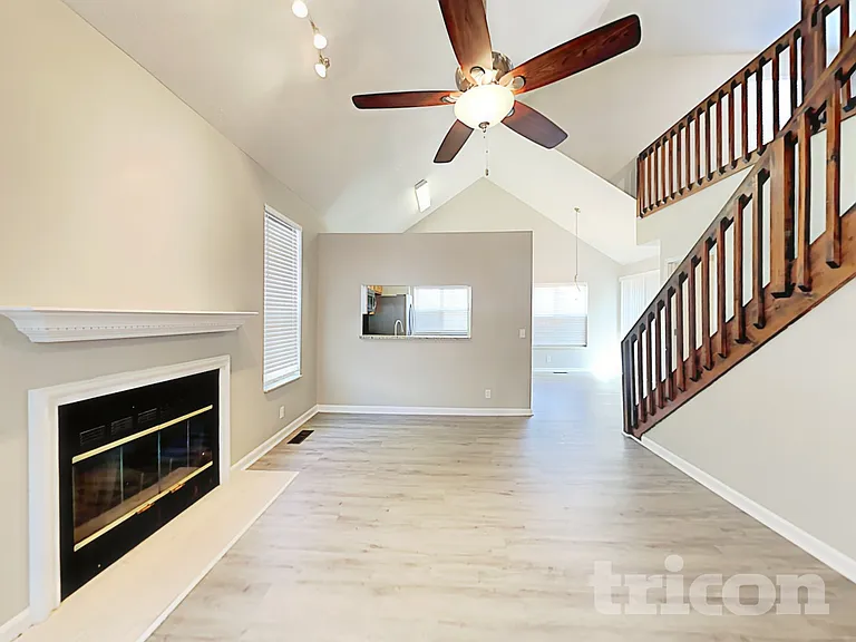 5713 Briarwick Ct — Photo 2