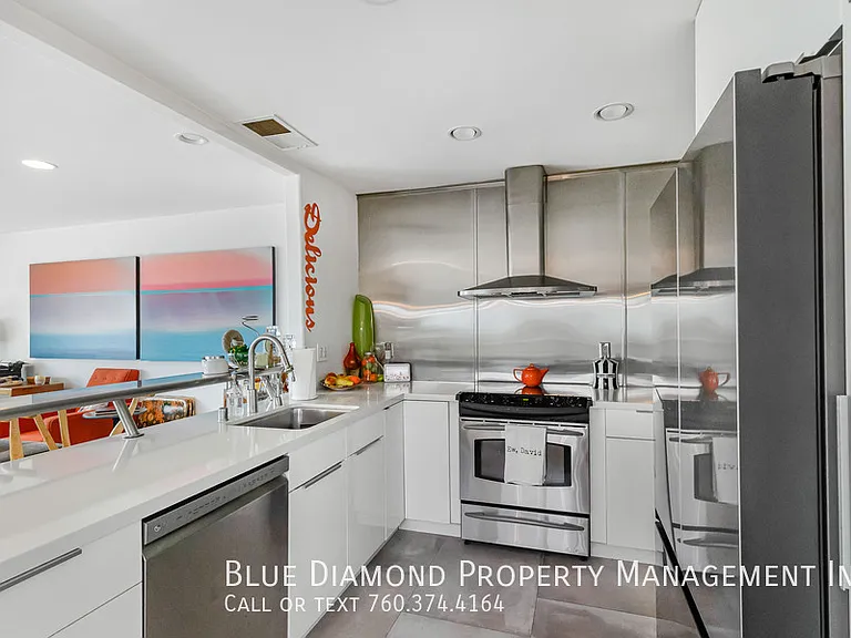 2020 Cambridge Ave — Photo 13