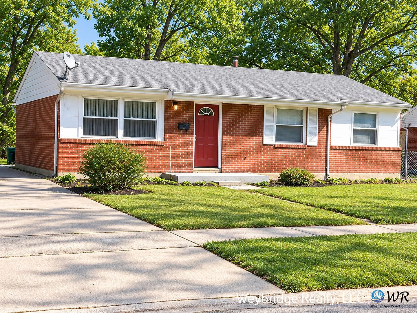 4-Bedroom Ranch with Bonus Room Springfield Township — Photo 1