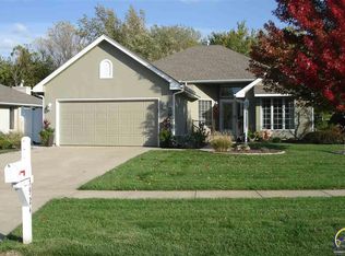 3924 SW Stonybrook Dr, Topeka, KS 66610